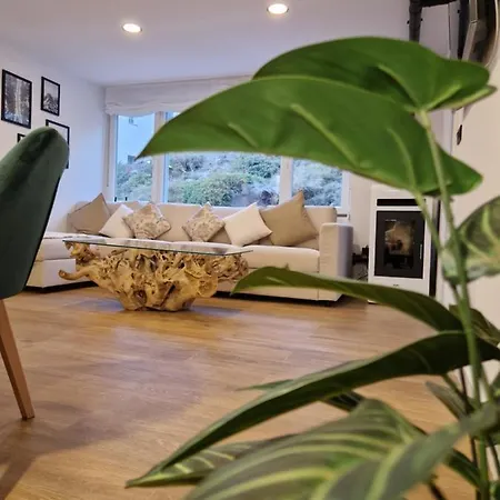 Brand New Very Cosy And Awesome Display Close To The Slope! Private Parking Apartamento