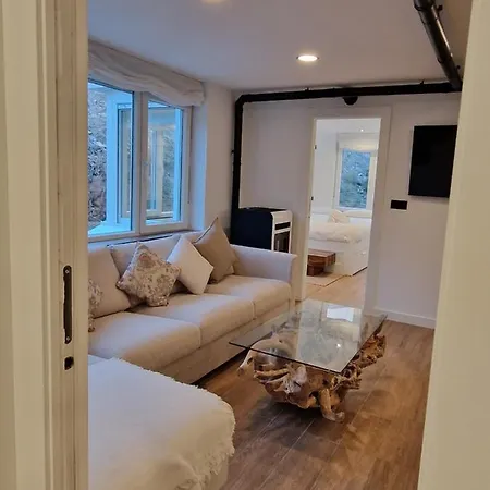 Lägenhet Brand New Very Cosy And Awesome Display Close To The Slope! Private Parking