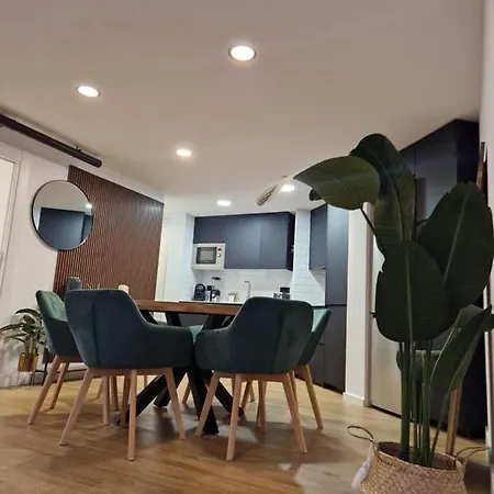 Brand New Very Cosy And Awesome Display Close To The Slope! Private Parking