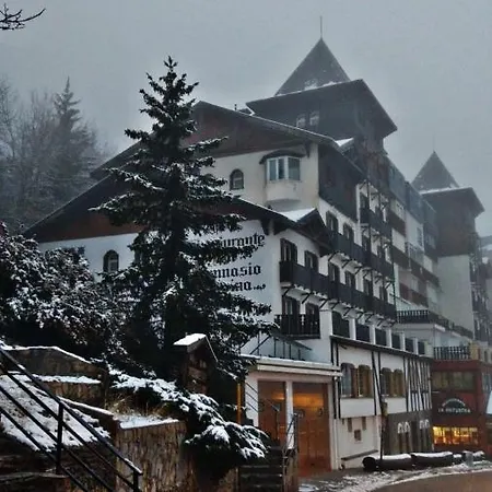 Apartment Brand New Very Cosy And Awesome Display Close To The Slope! Private Parking *