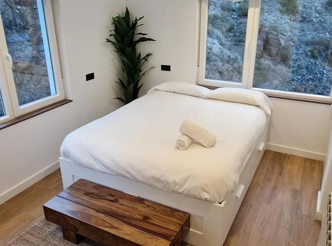 Brand New Very Cosy And Awesome Display Close To The Slope! Private Parking * Serra Nevada