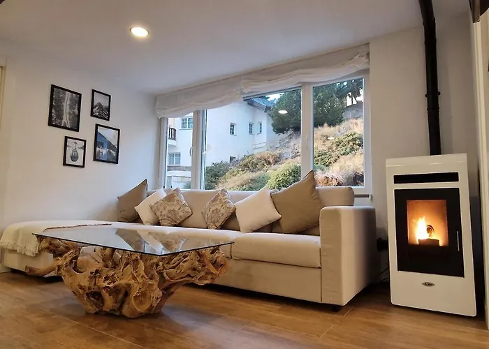 Brand New Very Cosy And Awesome Display Close To The Slope! Private Parking *