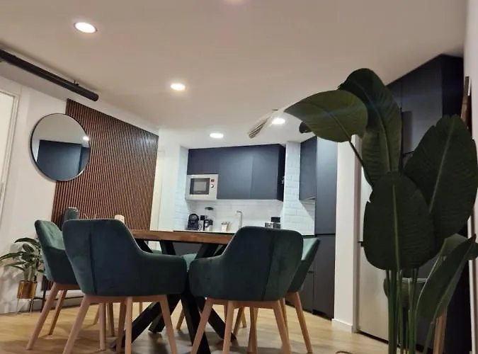 Brand New Very Cosy And Awesome Display Close To The Slope! Private Parking