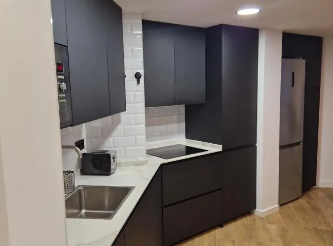 Brand New Very Cosy And Awesome Display Close To The Slope! Private Parking Apartamento