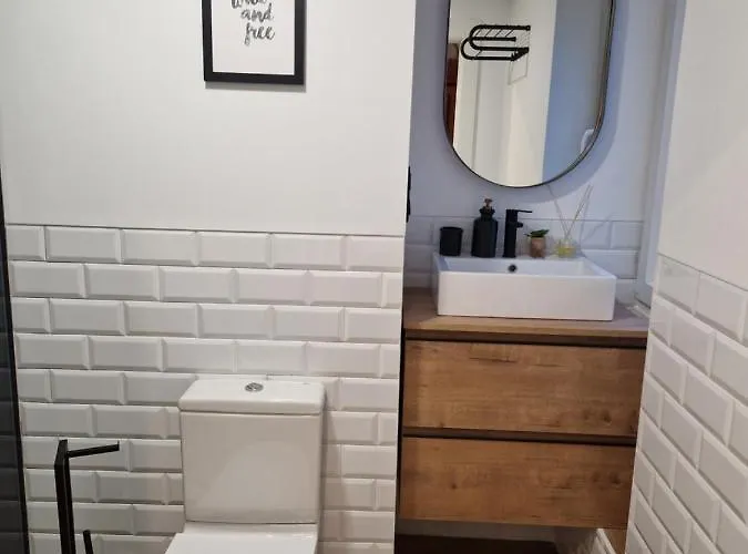 Brand New Very Cosy And Awesome Display Close To The Slope! Private Parking *